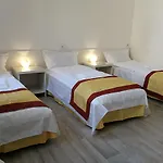 酒店 布达佩斯加登酒店 2*