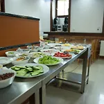 布达佩斯加登酒店 2*