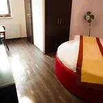 酒店 布达佩斯加登酒店 2*