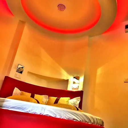 Budapest Garden Hotel 2* בודפשט