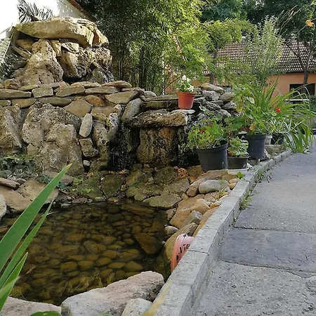 Hotel Budapest Garden Hotel