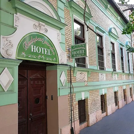 Budapest Garden Hotel Hotel 2*