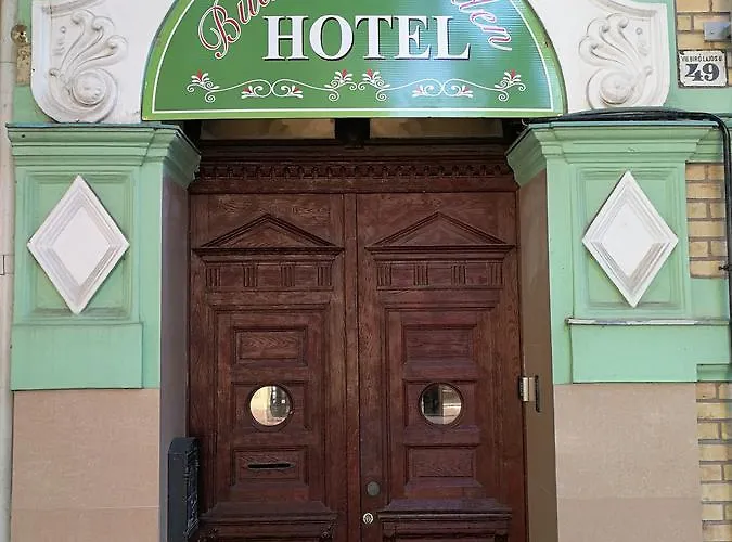 Budapest Garden Hotel