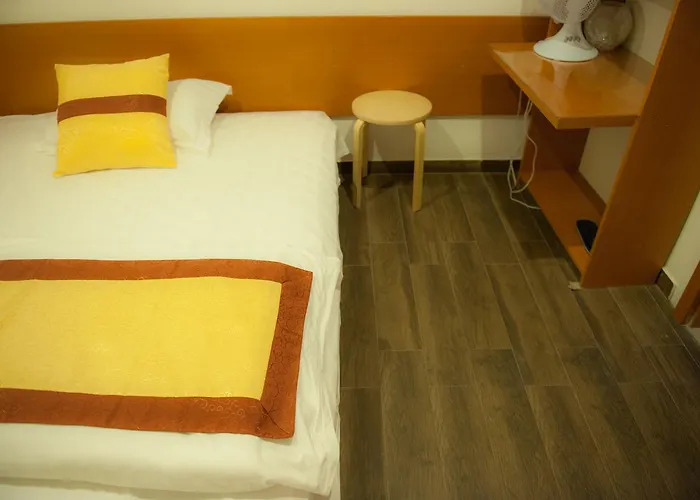 Budapest Garden Hotel בודפשט